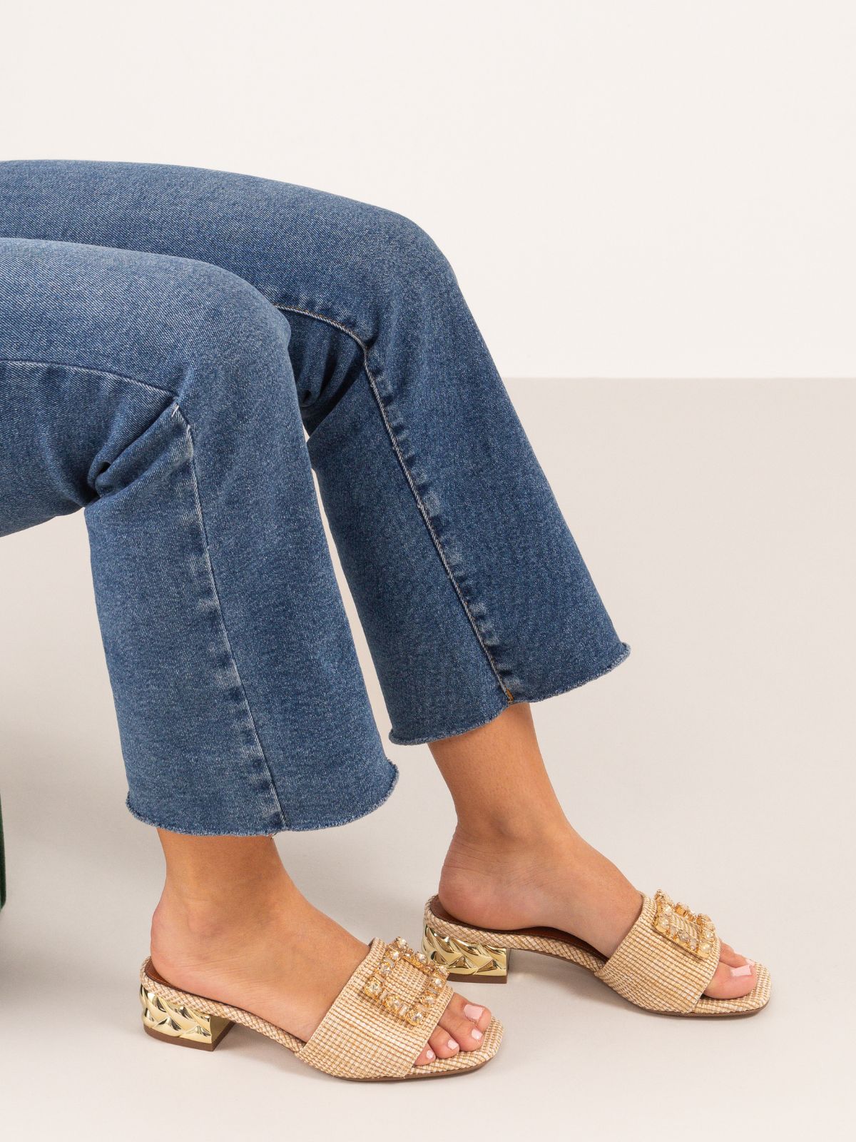 Sandalias Tacon Bajo