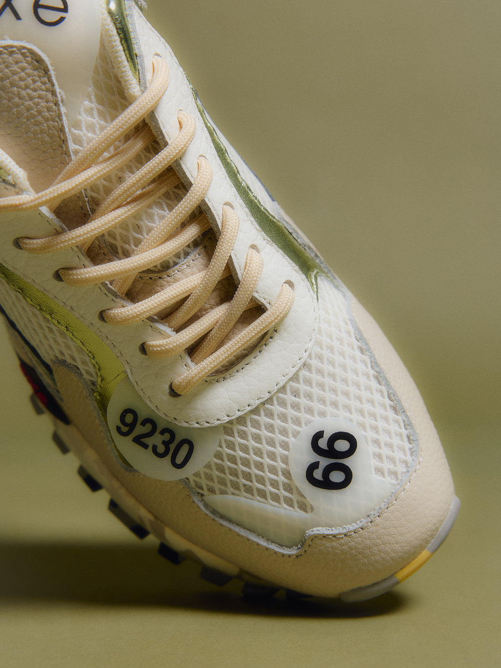 134-28 LEATHER BEIGE GOLD