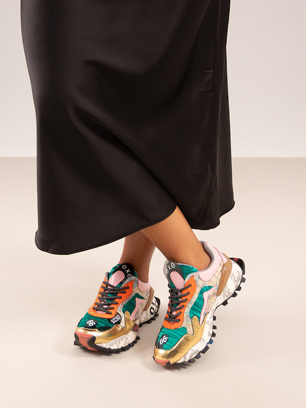 134-28M LEATHER GOLD GREEN