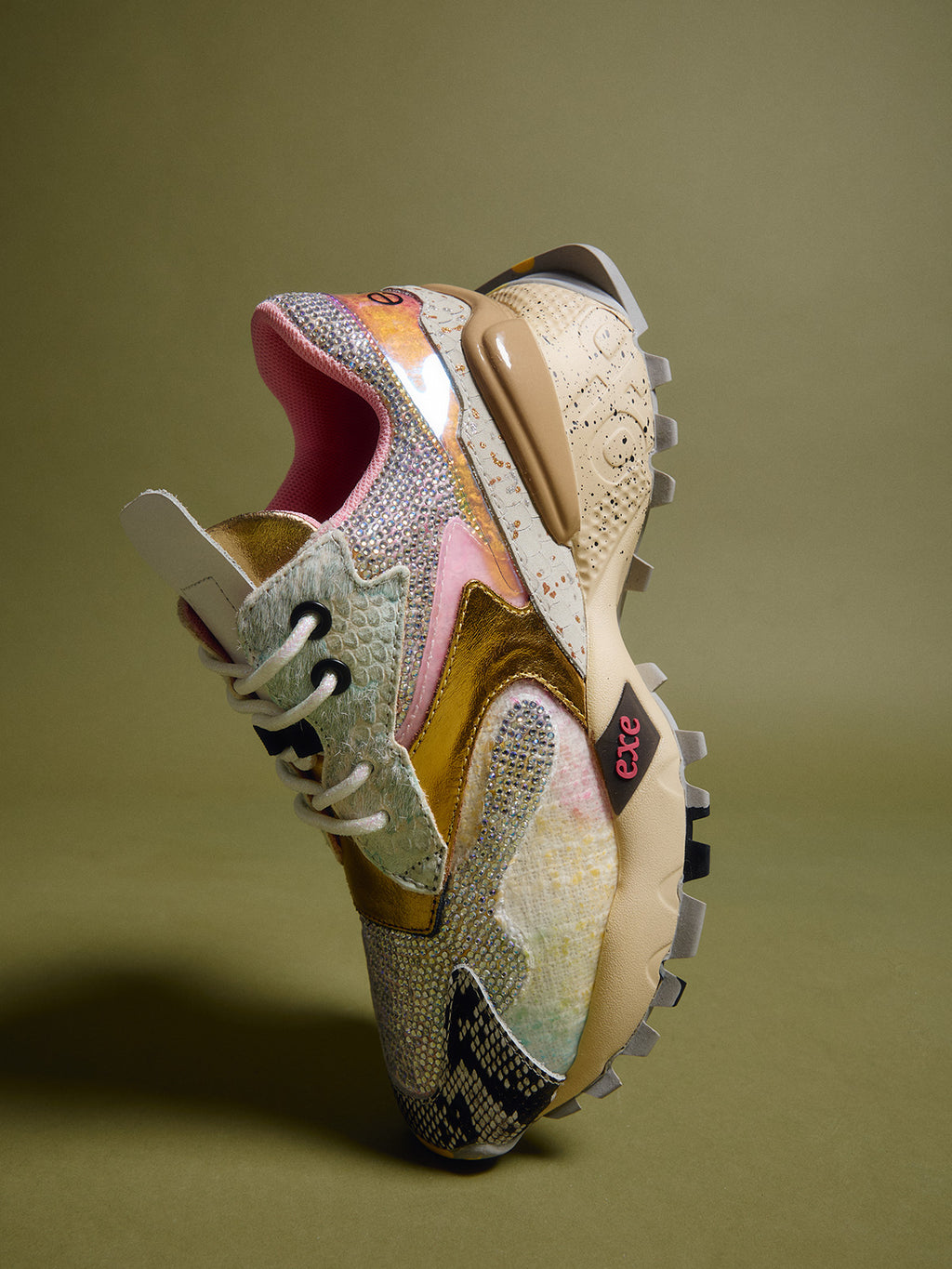 134-8 LEATHER WHITE GOLD