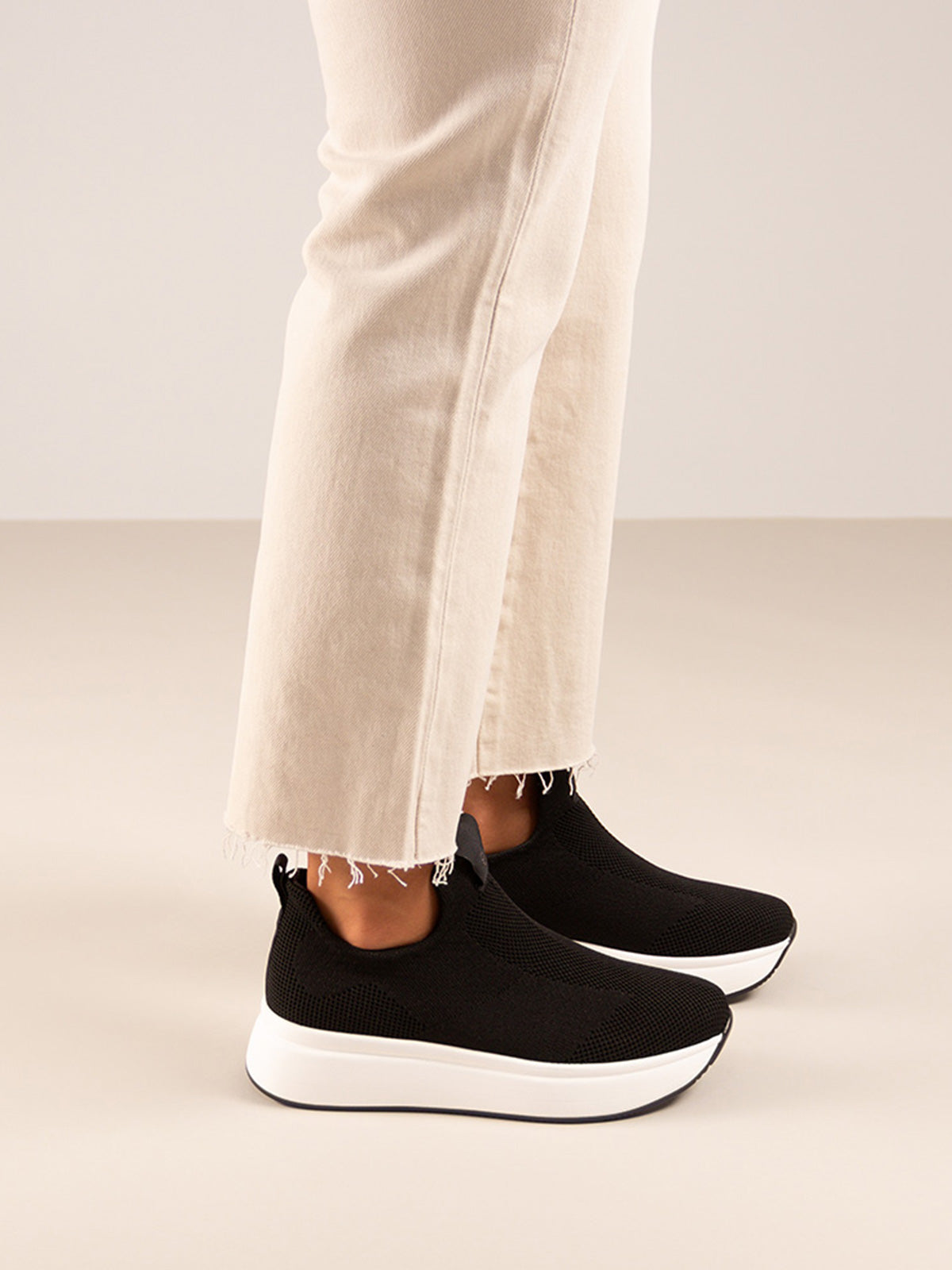 2023-42EX126 TEXTIL BLACK