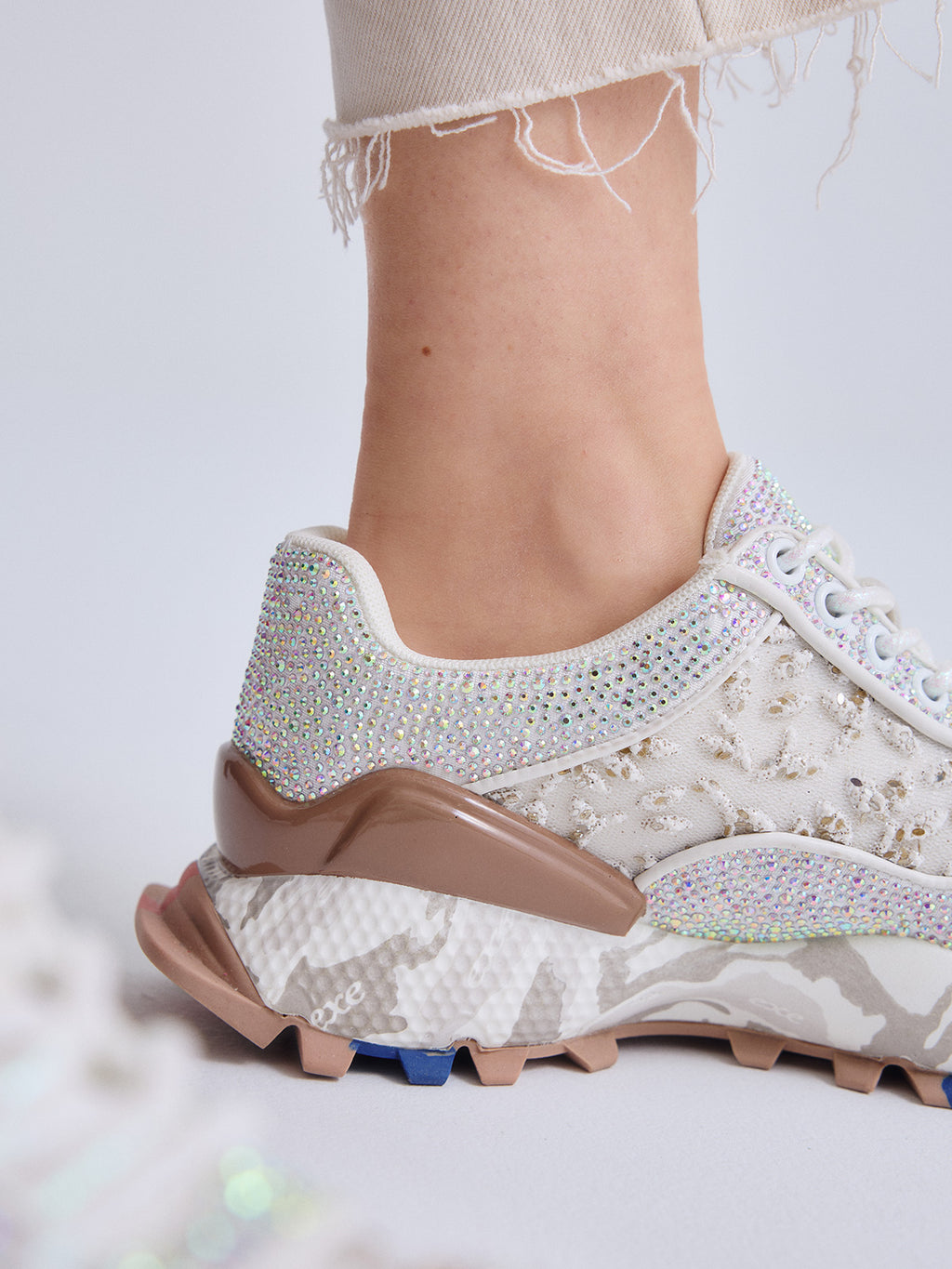 2025-20 LEATHER WHITE