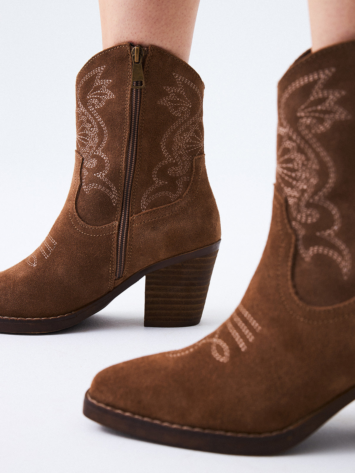 2575-04R SUEDE BROWN