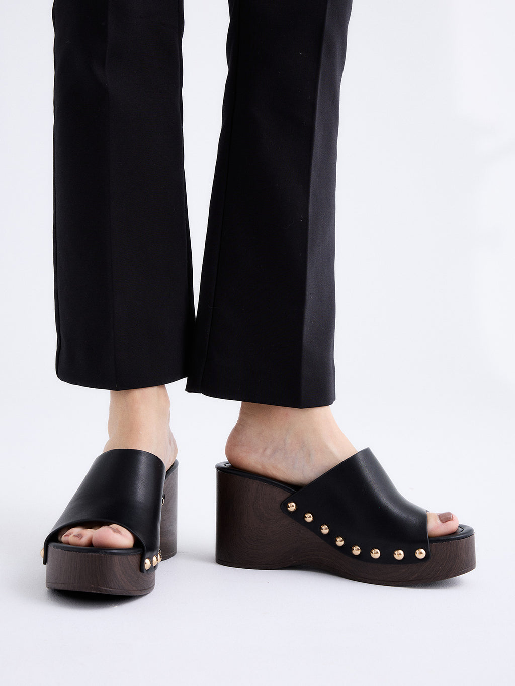 2671-01 PU BLACK