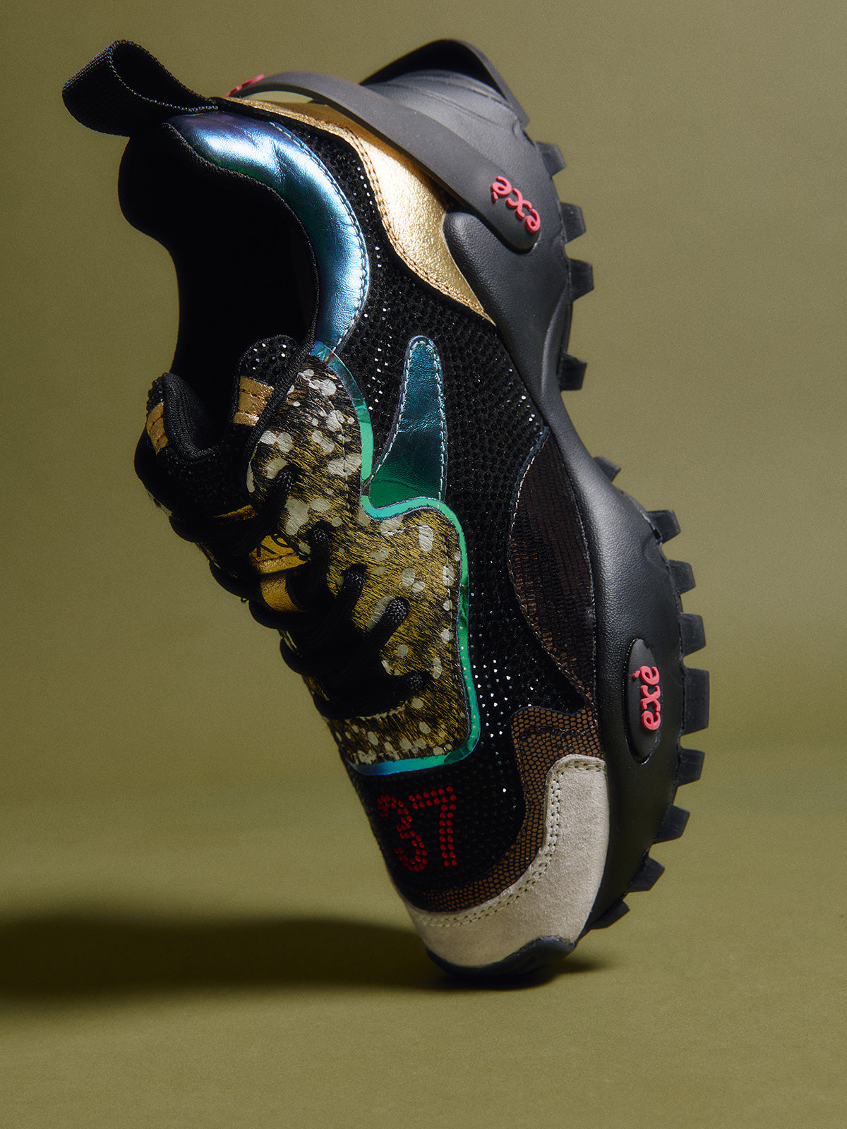 4032-1A LEATHER BLACK GOLD