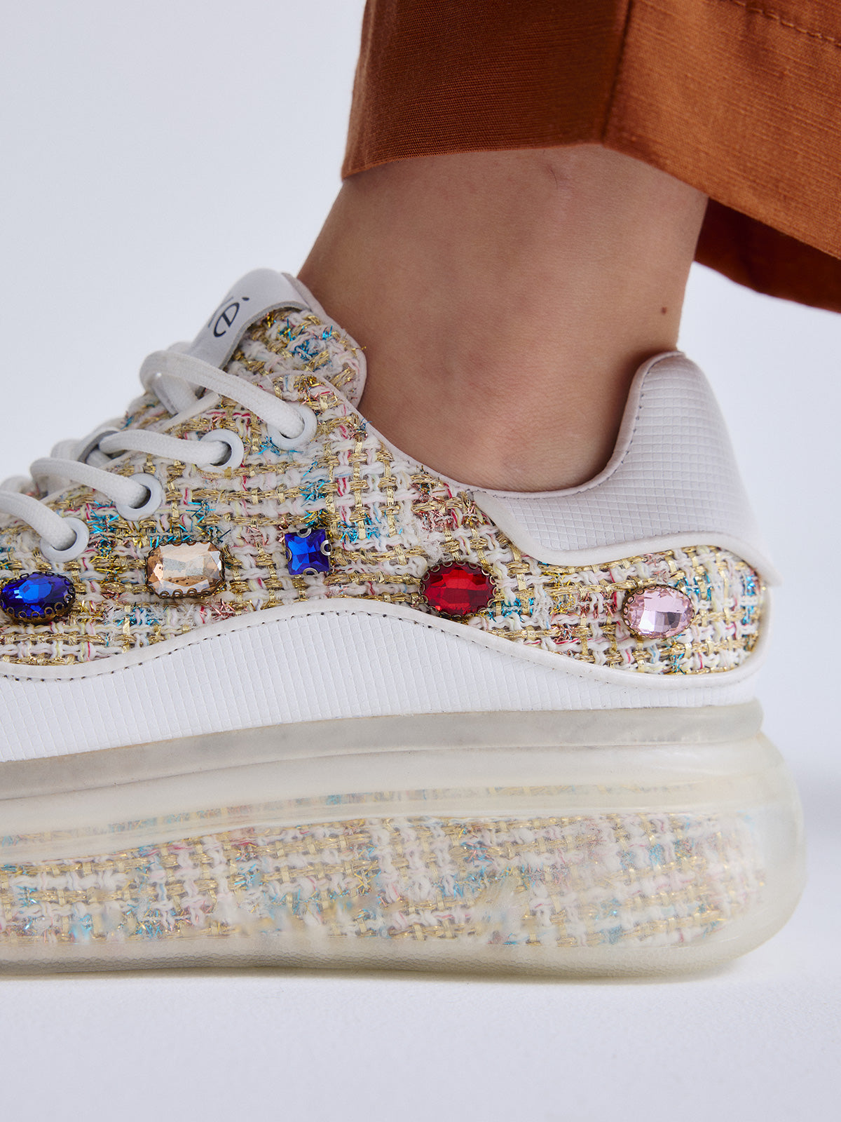 520-1 LEATHER WHITE