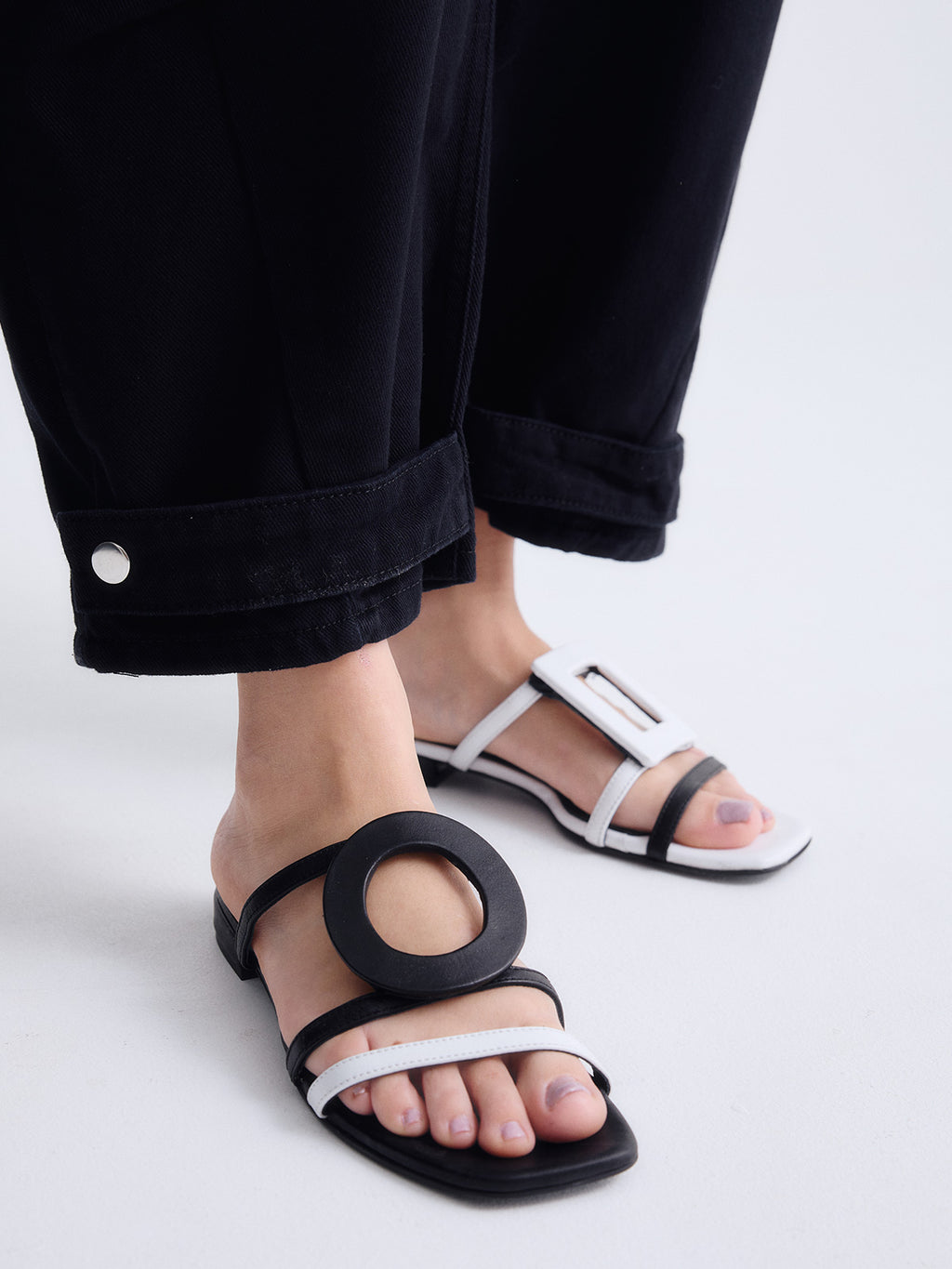 580 FEDRA LEATHER BLACK WHT