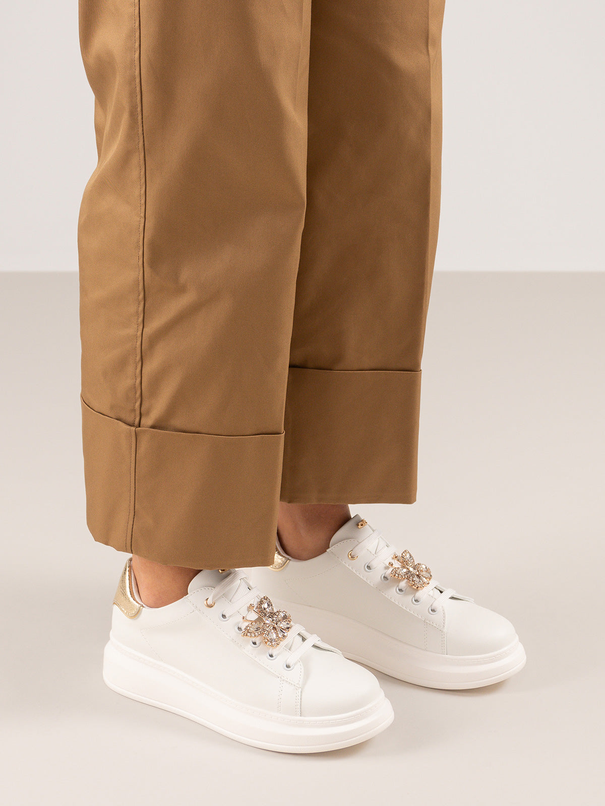 66-232EX541 PU WHITE GOLD