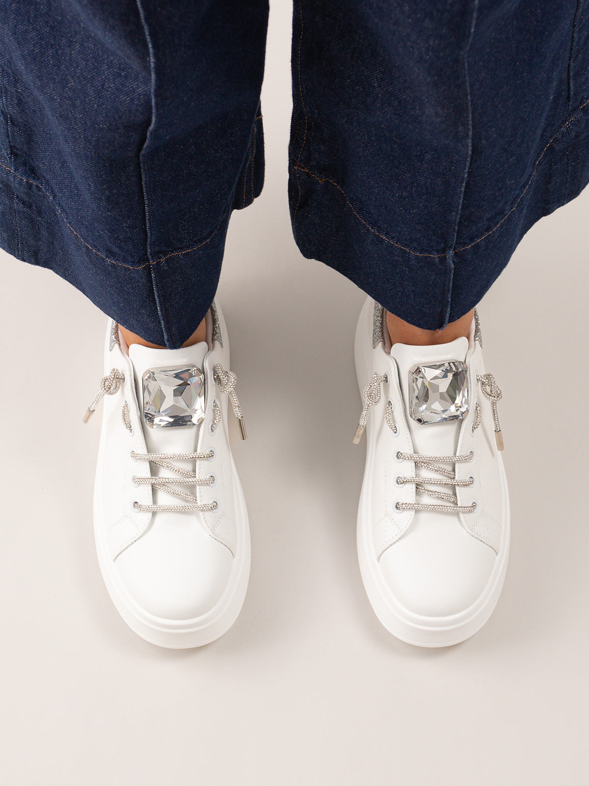 88-42EX117 PU WHITE SILV