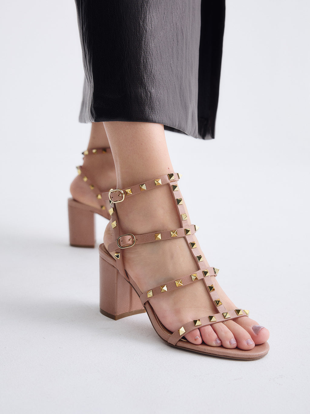 ADELE-514 PU NUDE-GOLD