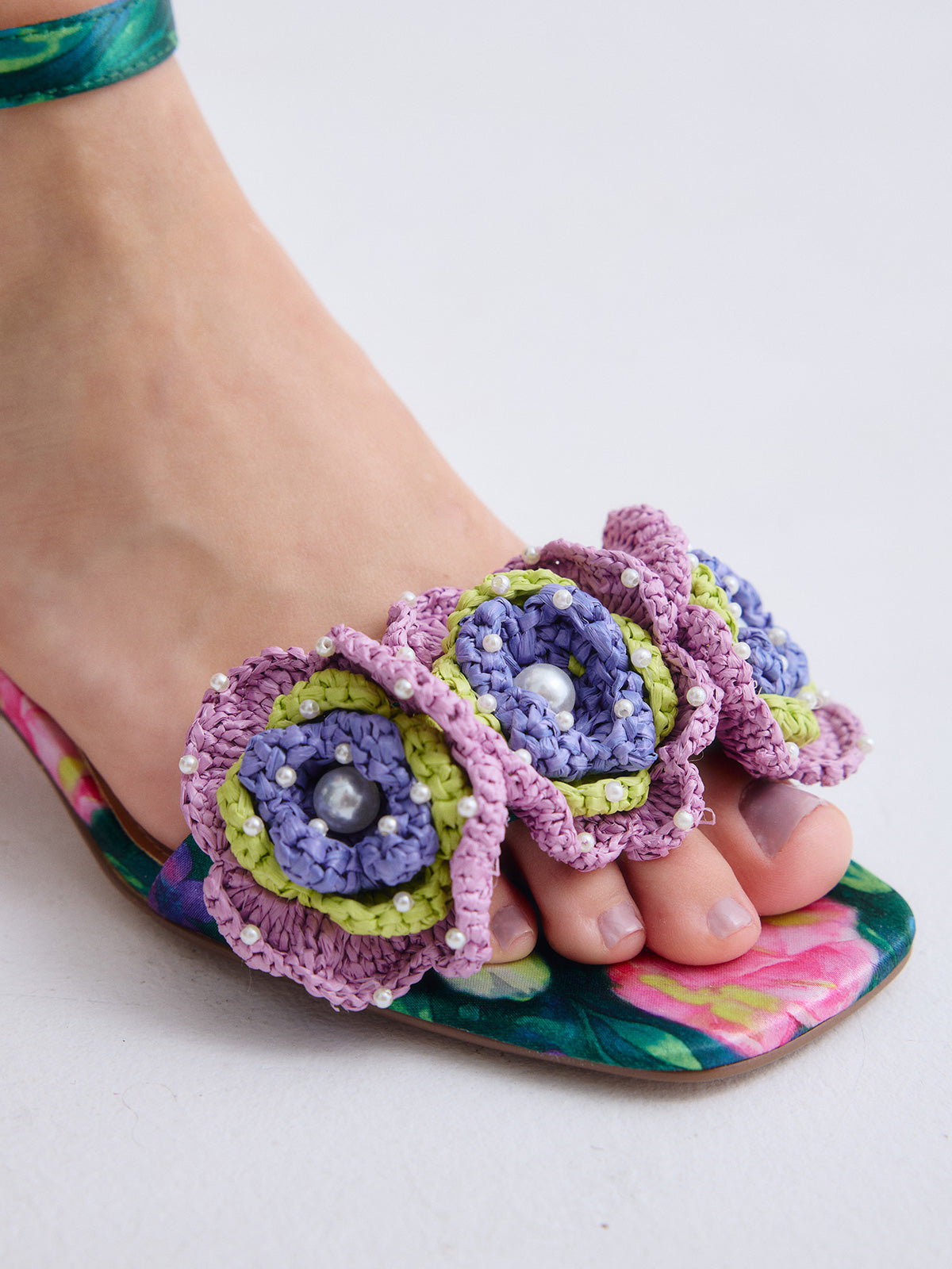 CAPRI-400 FLOWER GREEN BLACK