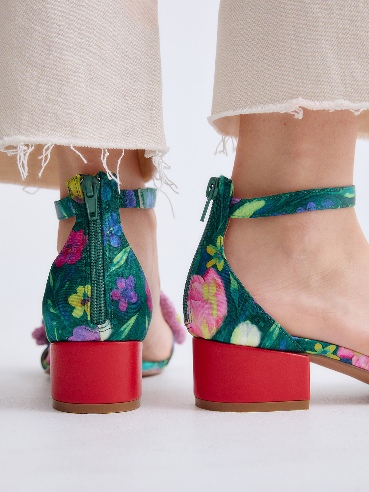 CAPRI-400 FLOWER GREEN BLACK