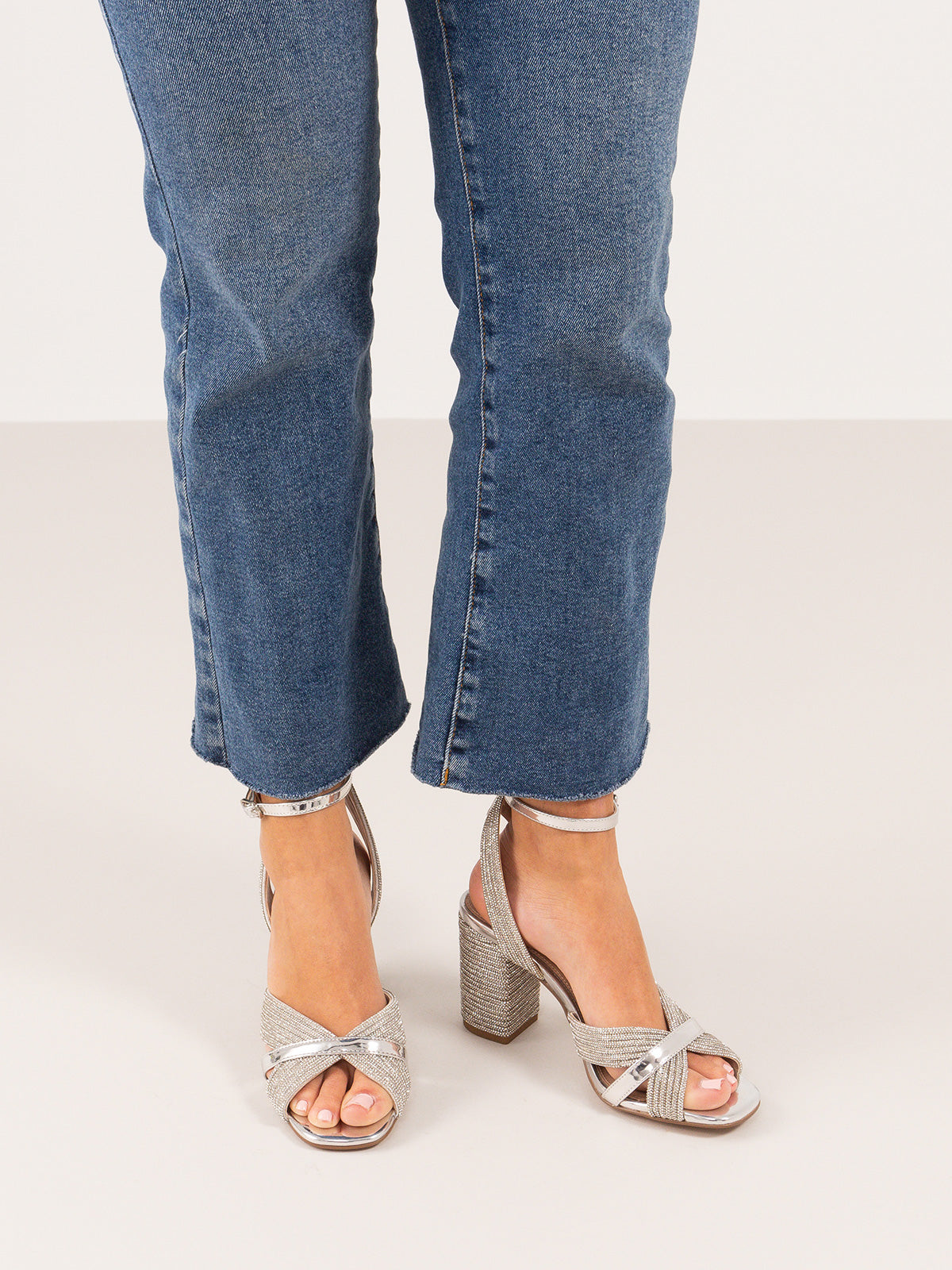 CAROL-505 STRASS SILVER