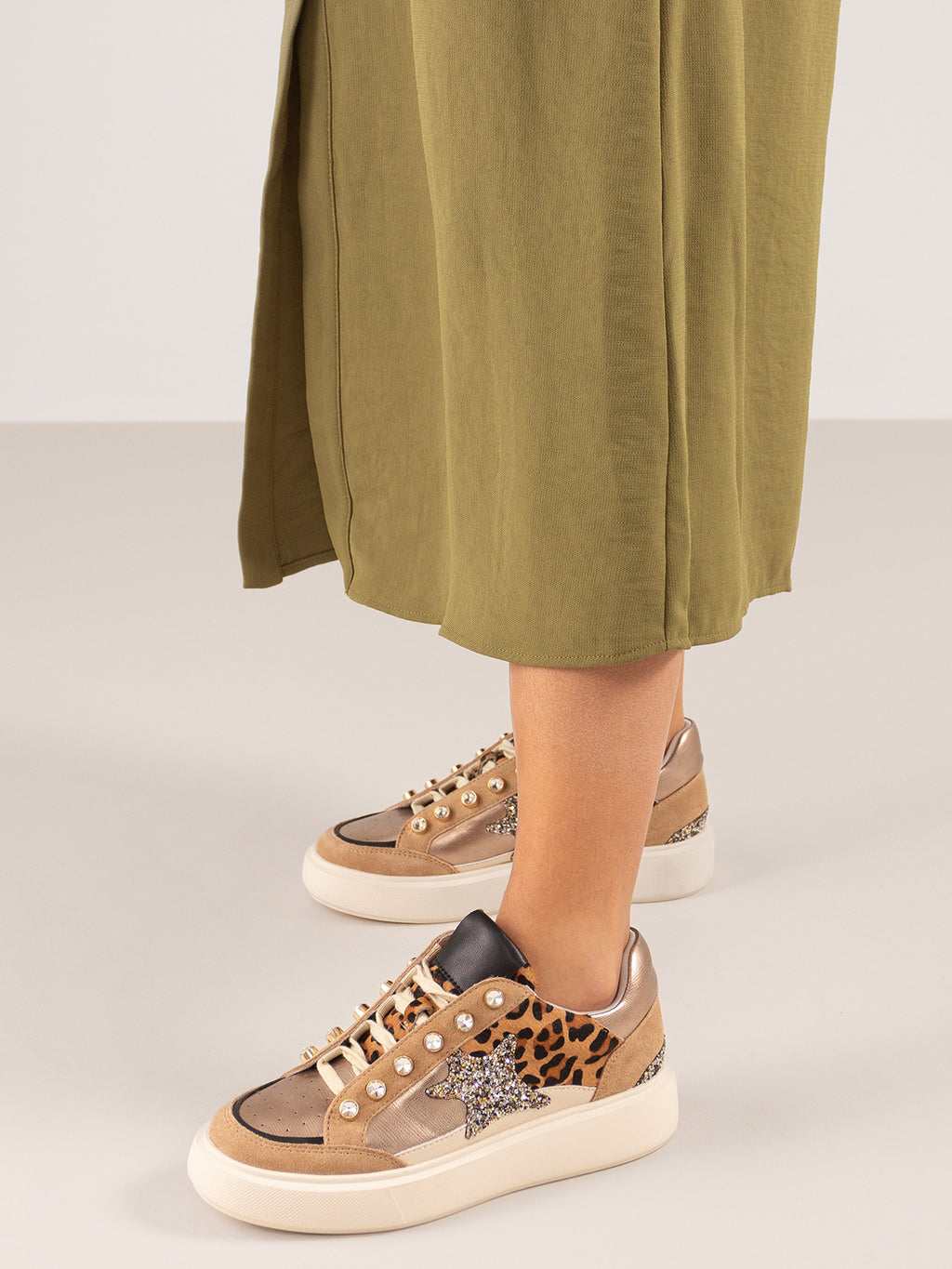 CH3595A-61 LEOPARD CAMEL