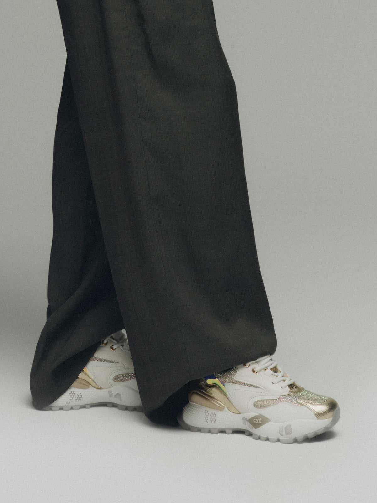 D190608-17 PU ALL WHITE