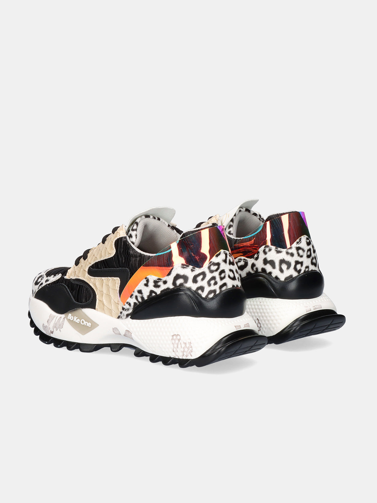 D190608-17 SNAKE BLACK