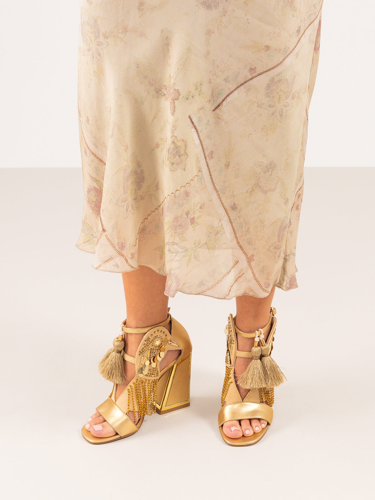 DOMINIC-443 METALLIC GOLD