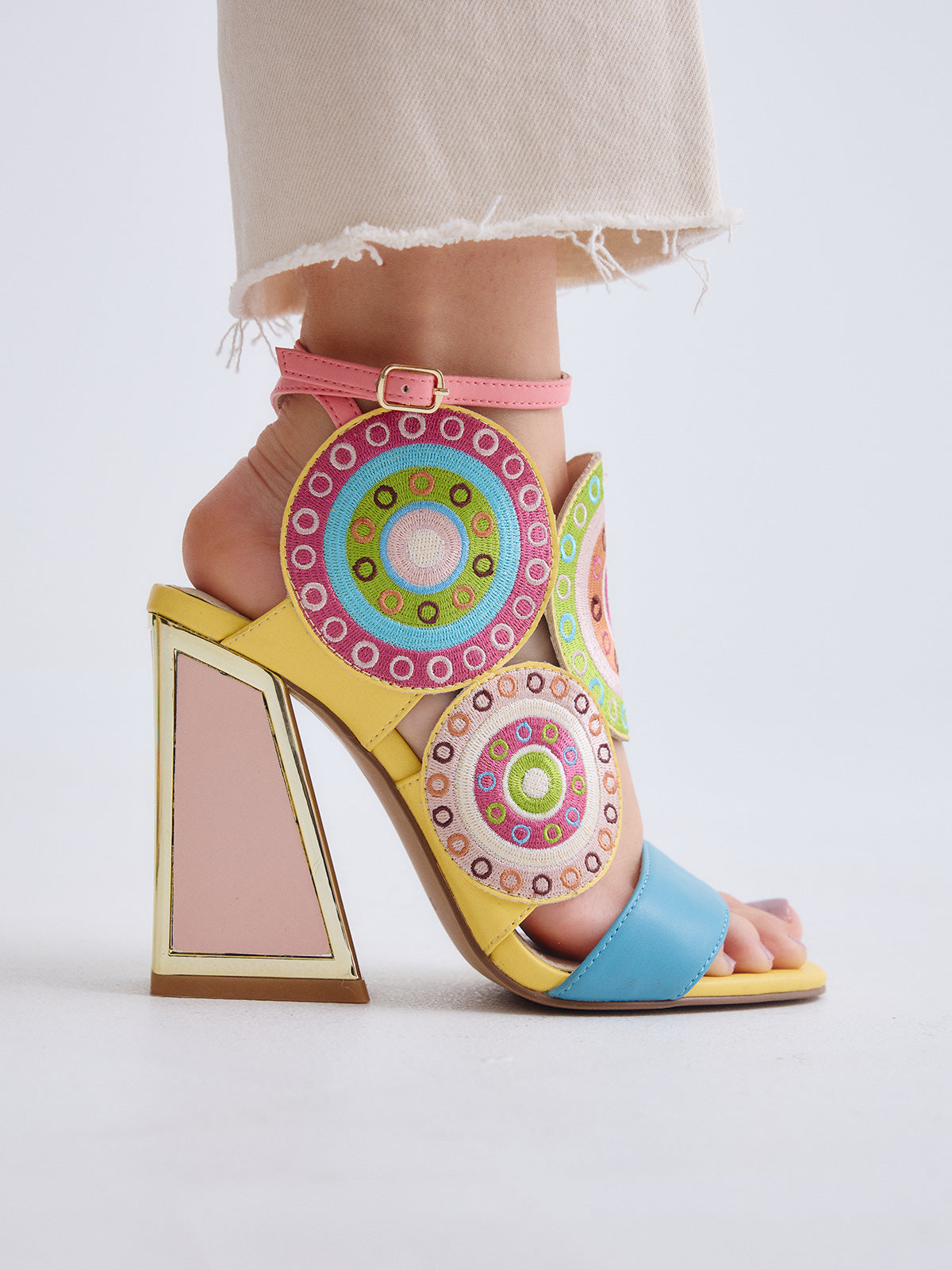 DOMINIC-580 PU YELLOW AQA