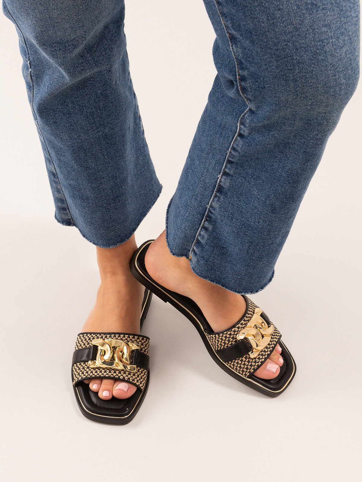 DORETA-456 RAFFIA BLK-BEIGE