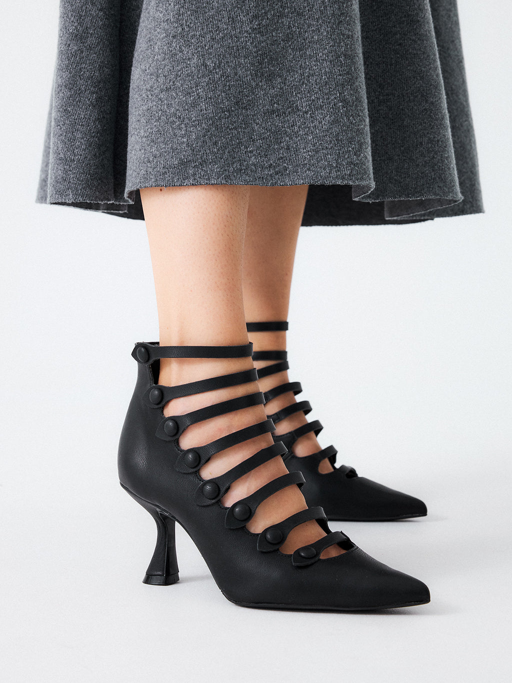 ISABELLA-115 PU BLACK