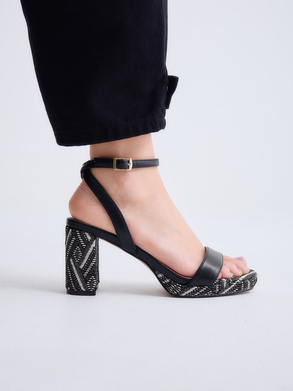 LUISA-778 RAFFIA BLK PEWTER