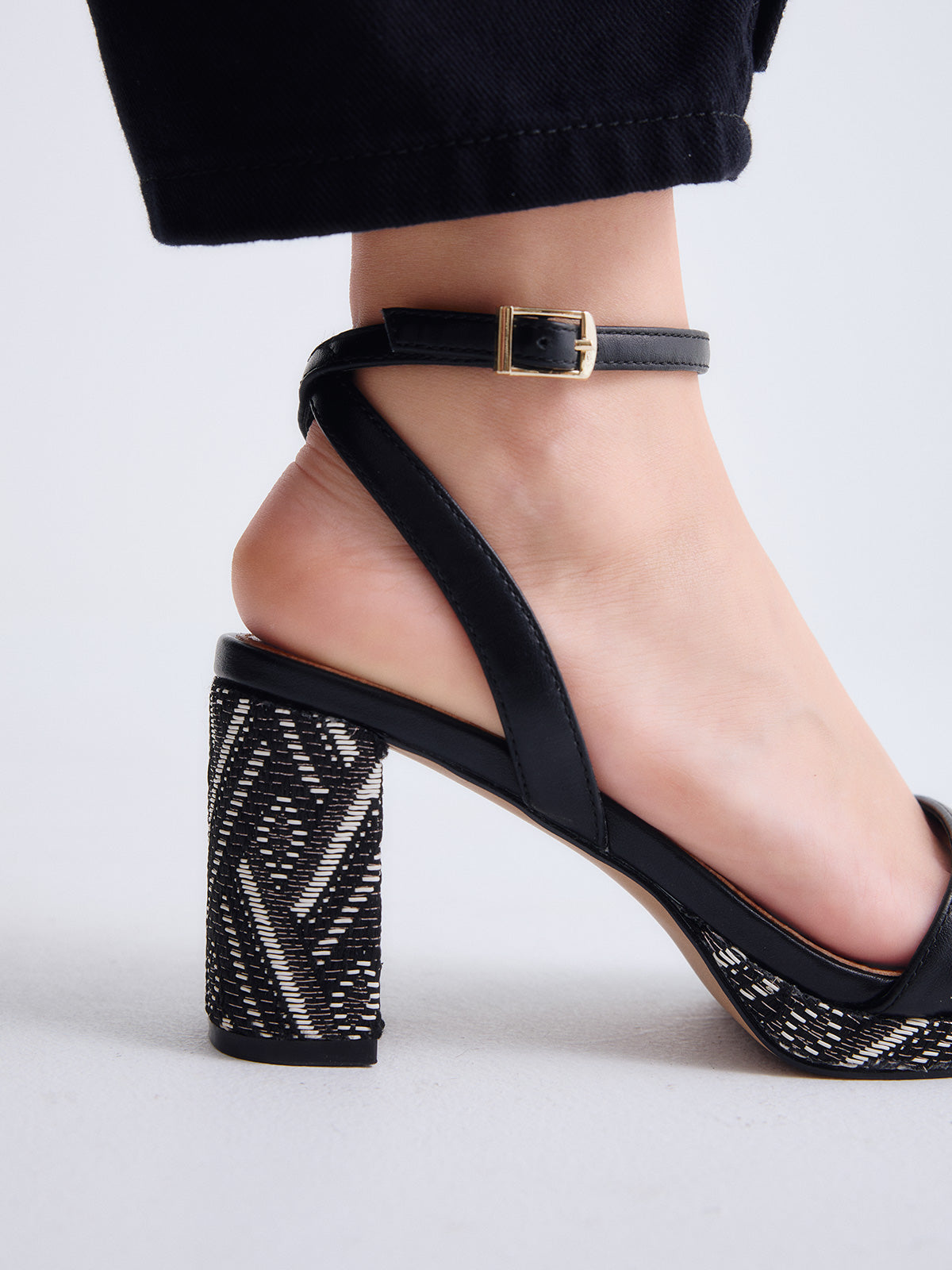 LUISA-778 RAFFIA BLK PEWTER