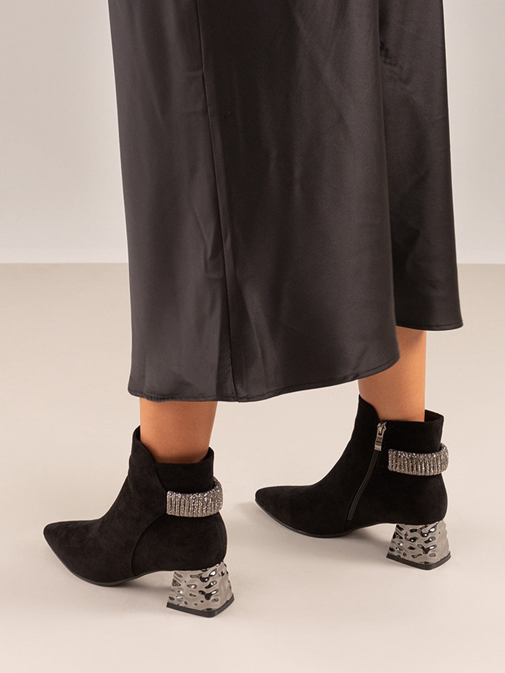 P987-H1435 FABRIC BLACK