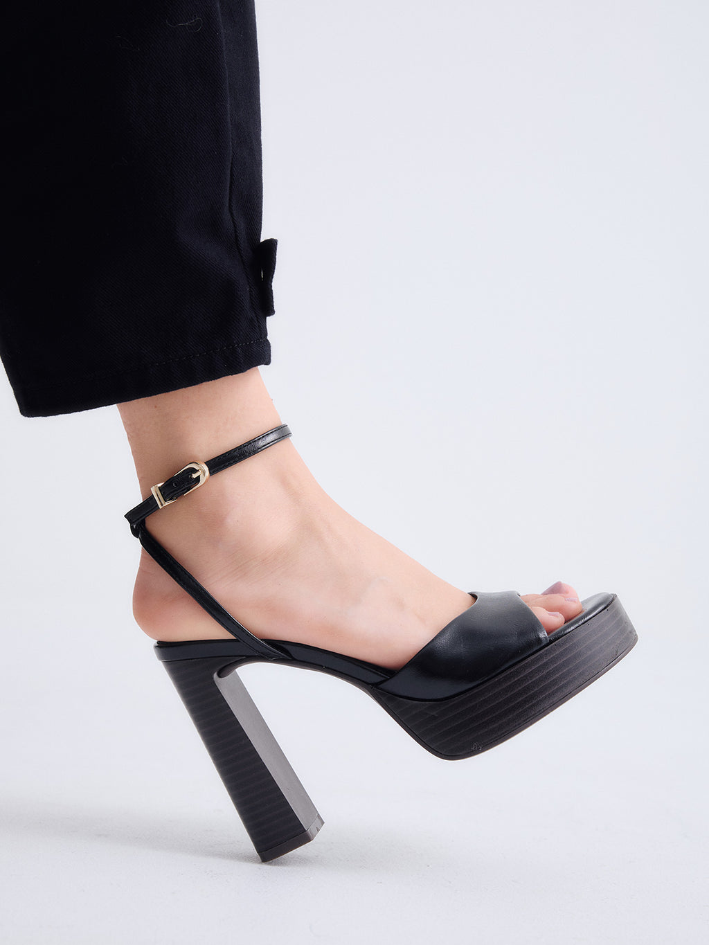 PATRICIA-323 PU BLACK