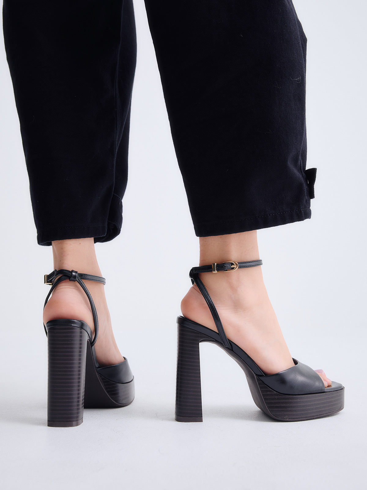 PATRICIA-323 PU BLACK