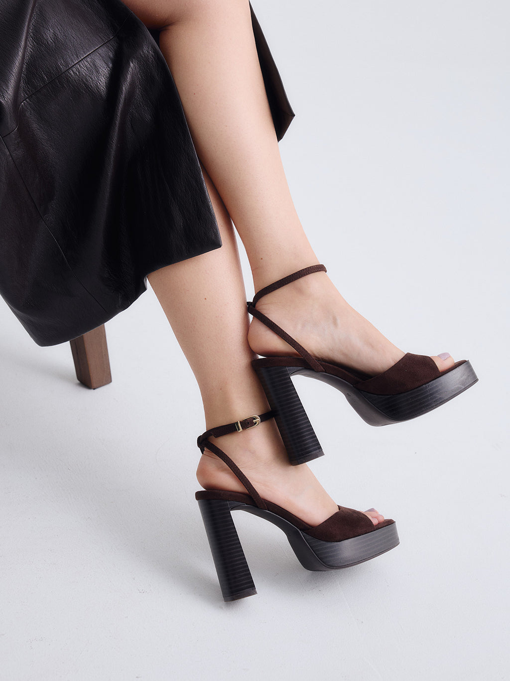 PATRICIA-323 FABRIC BROWN