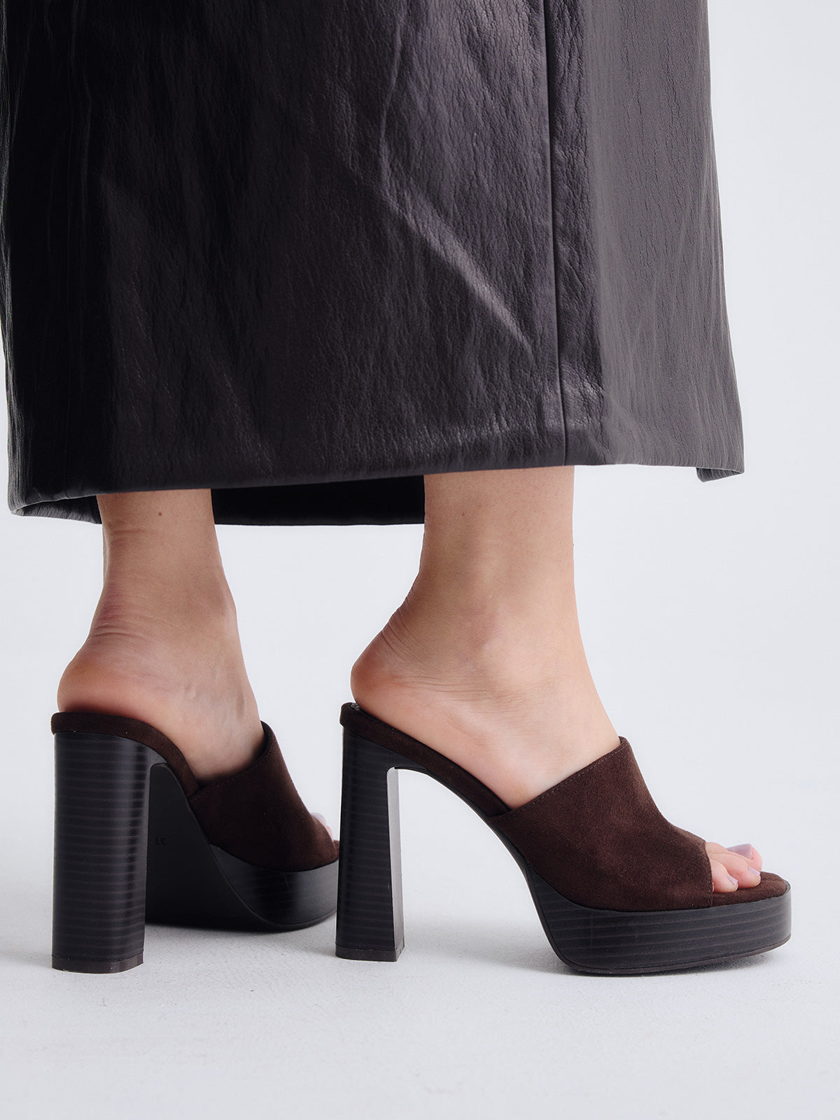 PATRICIA-337 FABRIC BROWN