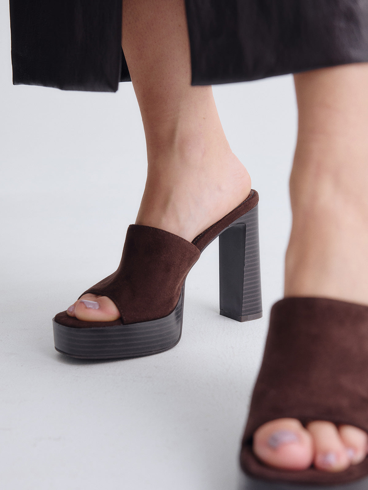 PATRICIA-337 FABRIC BROWN