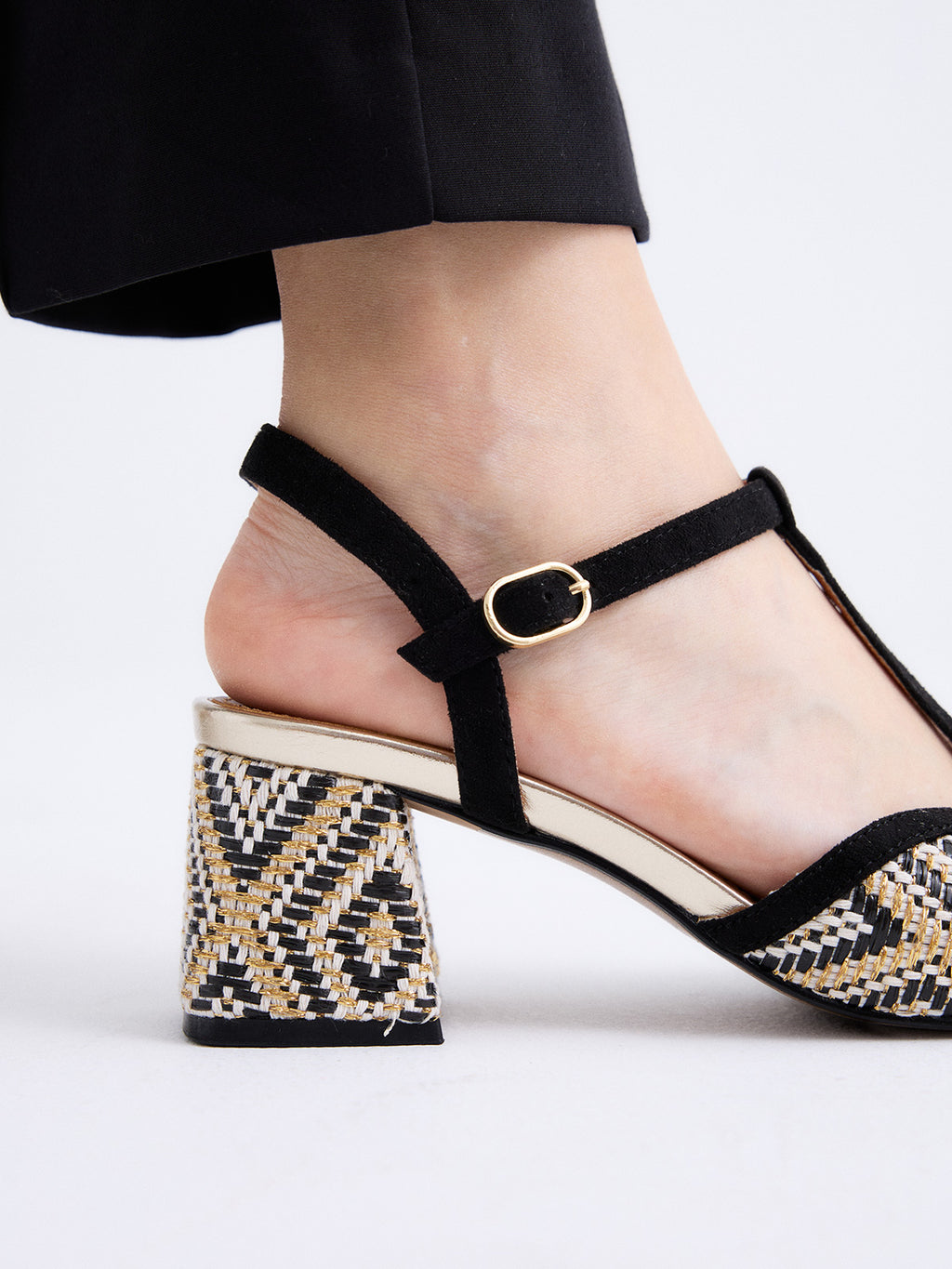 POLINA-405 FABRIC BLACK-GOLD