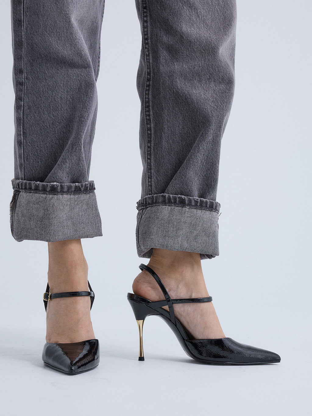 VANESA-130 PATENT BLACK