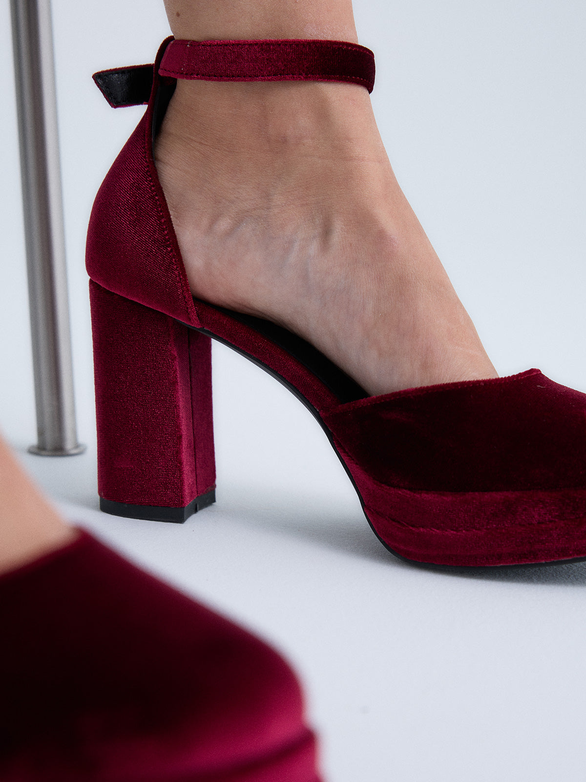 W2993-R5523 VELVET BORDEAUX
