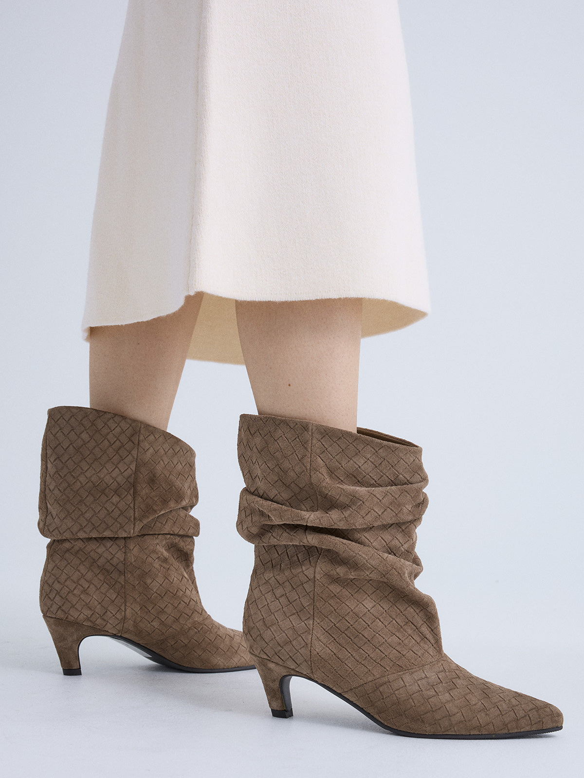 X20257-14R SUEDE KHAKI