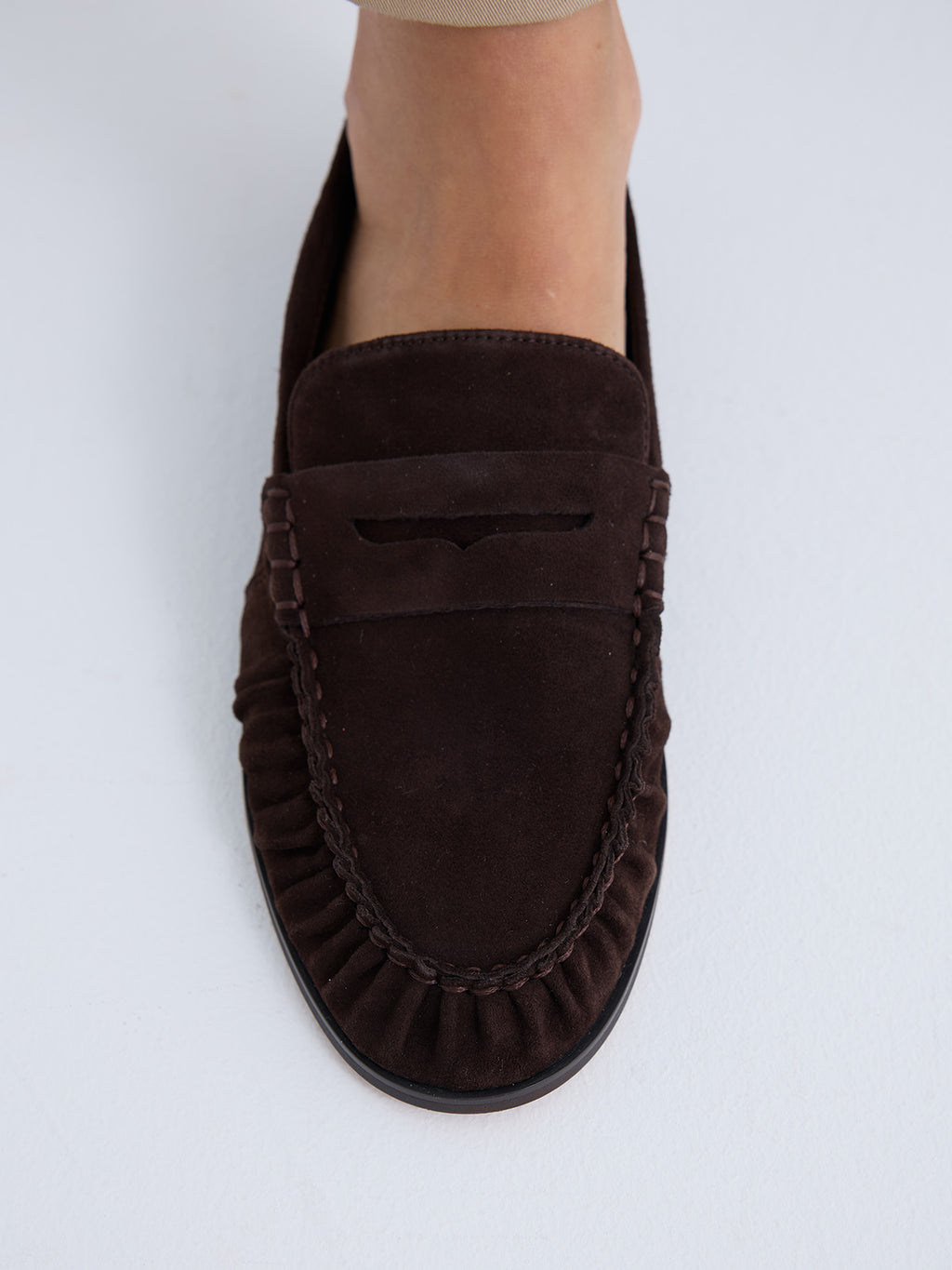 YY250611 SUEDE BROWN
