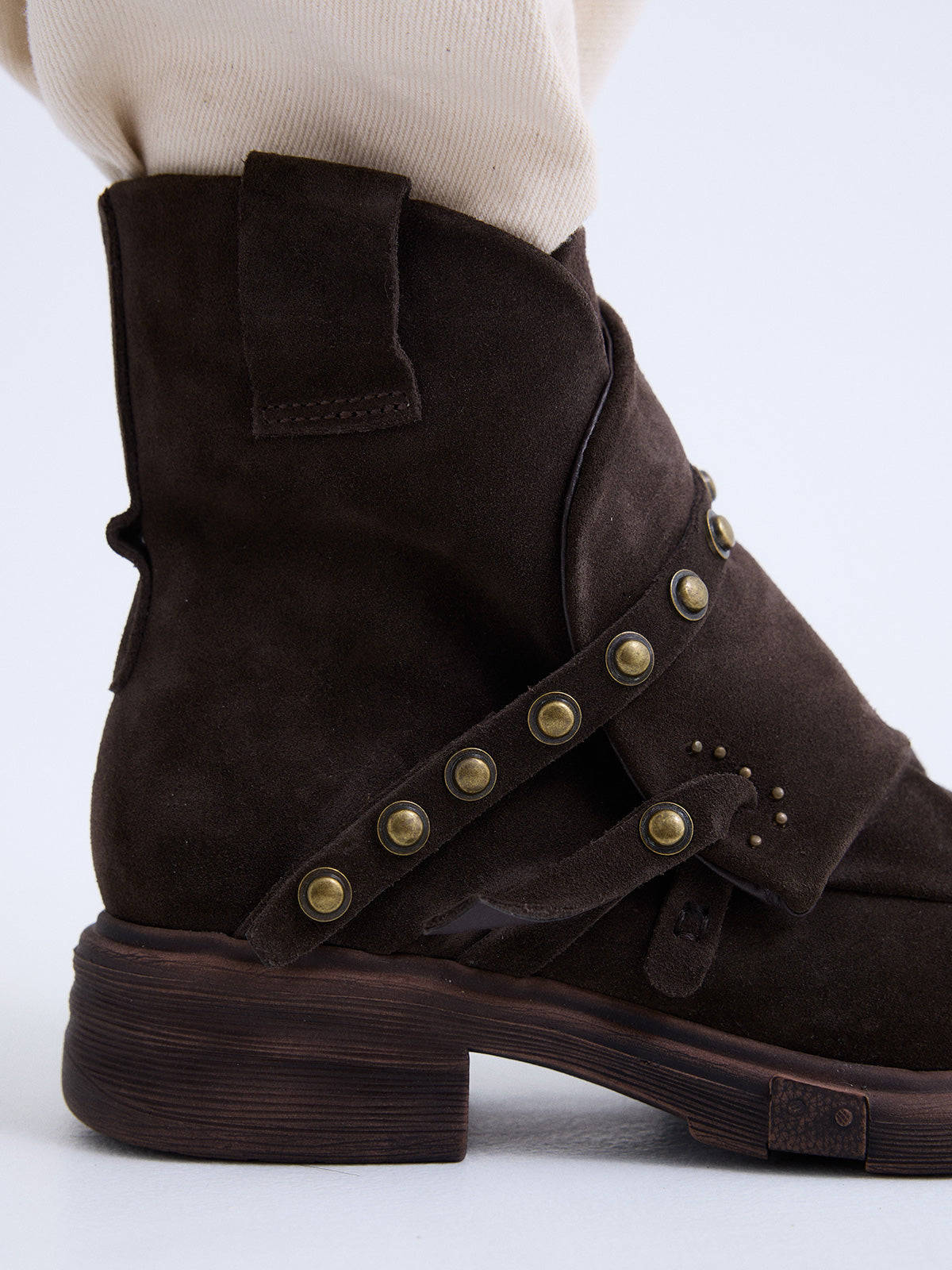 ZQ1700-02R SUEDE BROWN