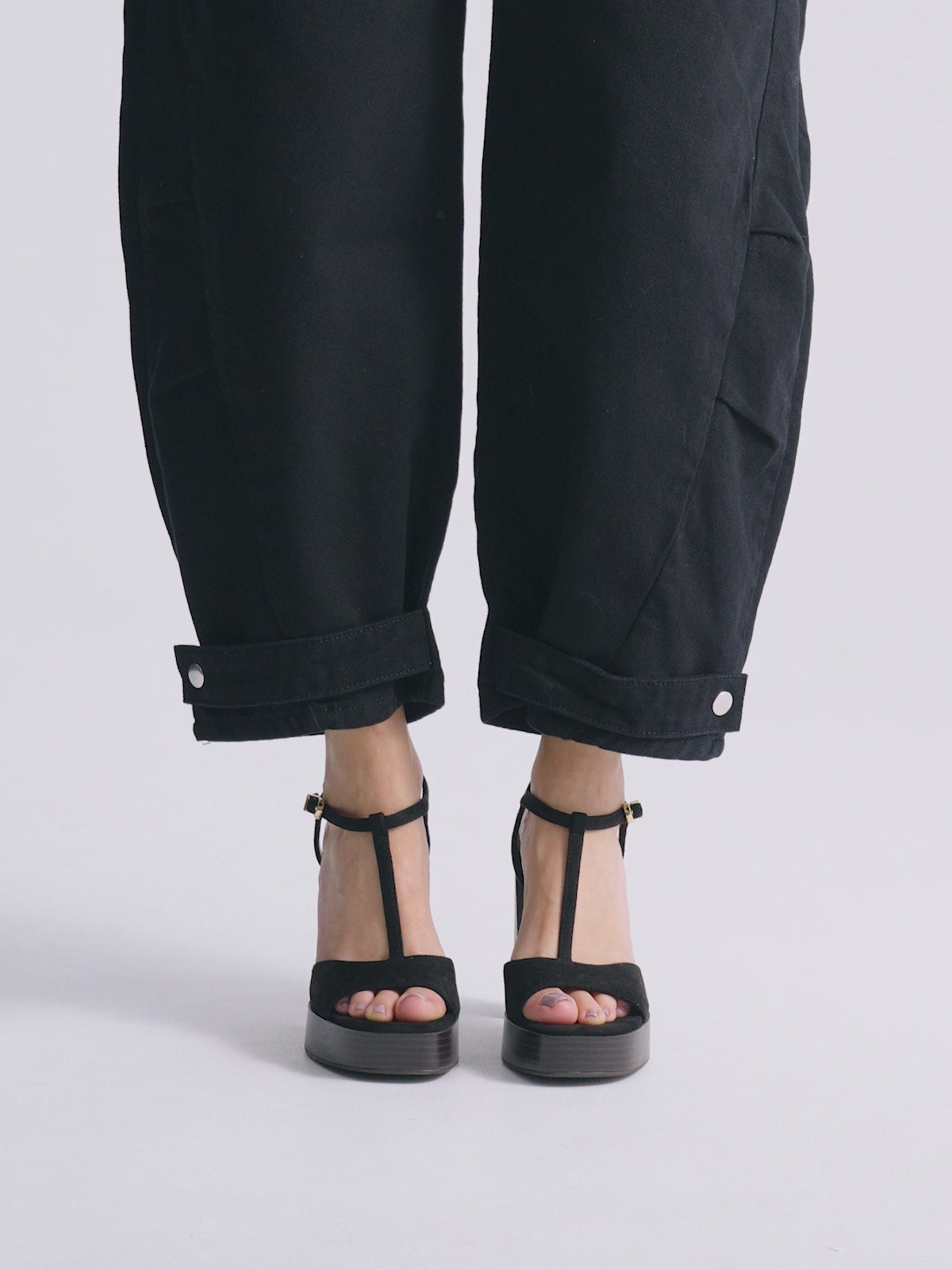 PATRICIA-221 FABRIC BLACK